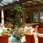 Parkhotel Bad Schandau - Direkt An Der Elbe Hotel 4*