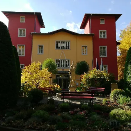 Parkhotel Bad Schandau - Direkt An Der Elbe 4*