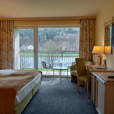 Otel Parkhotel - Direkt An Der Elbe
