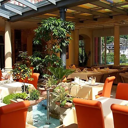 Hotel Parkhotel - Direkt An Der Elbe