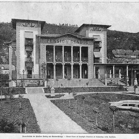 Parkhotel Mit מלון 4*