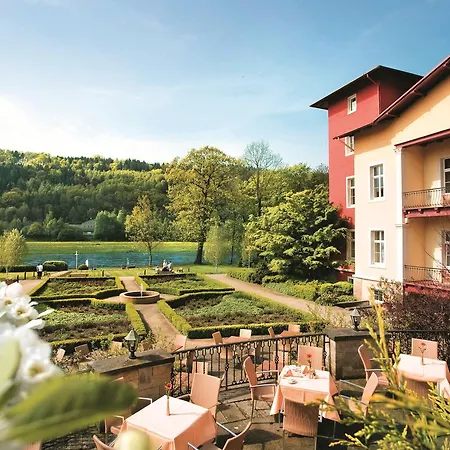 Parkhotel - Direkt An Der Elbe Отель Бад-Шандау