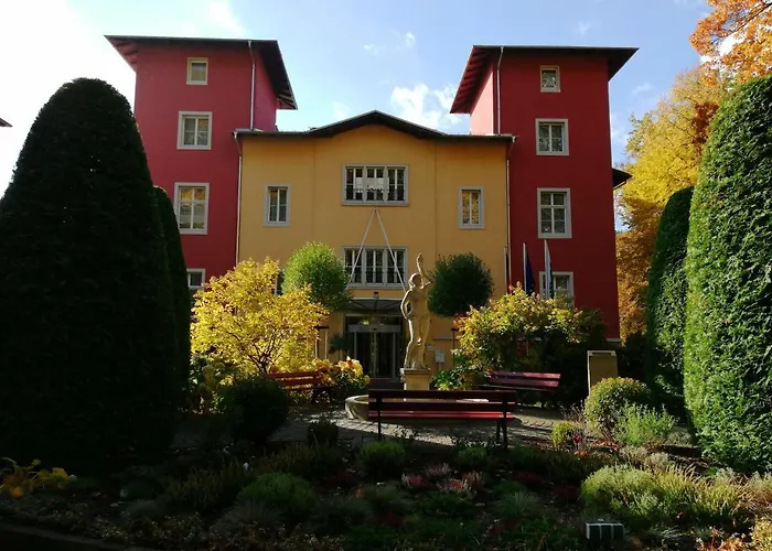 Parkhotel Bad Schandau - Direkt An Der Elbe 4*