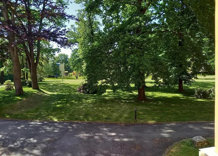 Parkhotel Bad Schandau - Direkt An Der Elbe 4*