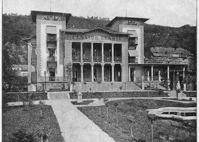 Parkhotel Bad Schandau - Direkt An Der Elbe Hotel 4*