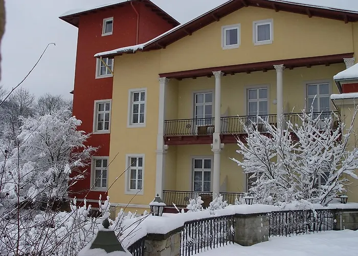 Otel Parkhotel Bad Schandau - Direkt An Der Elbe