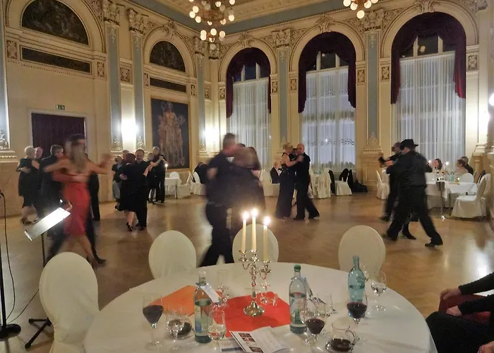 Parkhotel Bad Schandau - Direkt An Der Elbe Otel